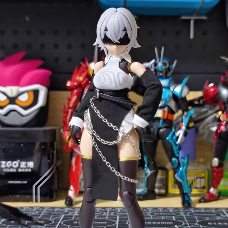 1/12 Scale Colored Off Shoulde - Model Kit Girl recension och pris