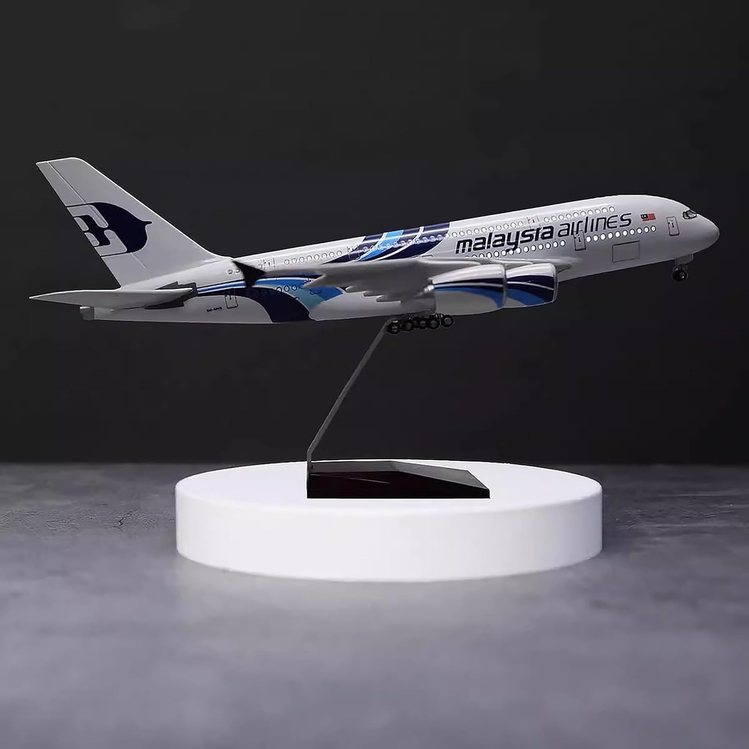 1:160 Scale Malaysia Airlines  - Model Kit Planes recension och pris
